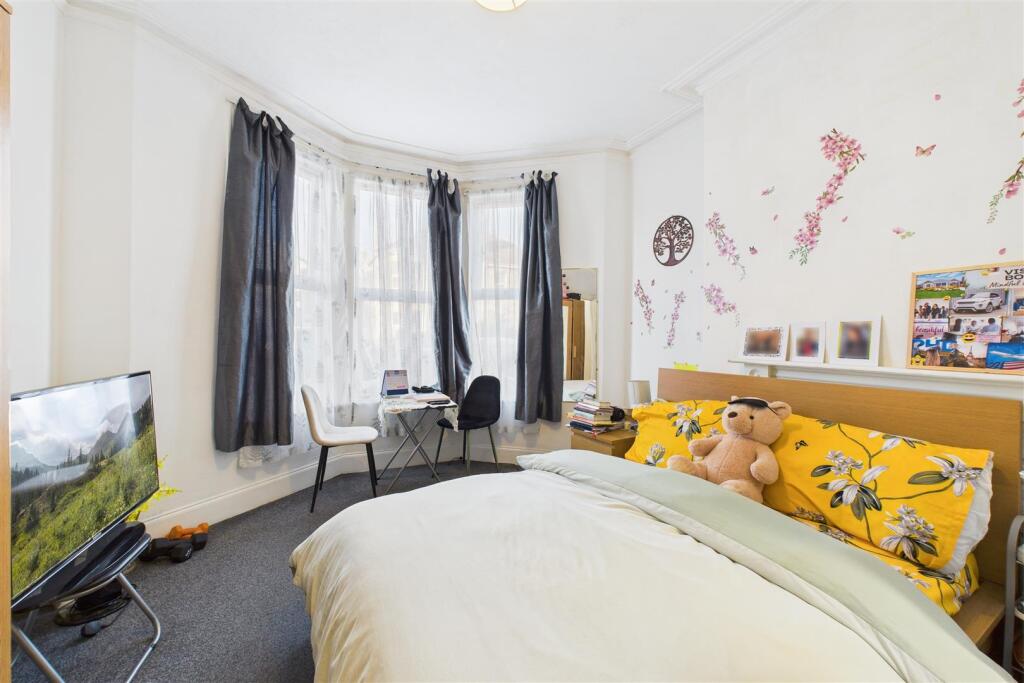 126 Locking Road, Weston-Super-Mare, North Somerse