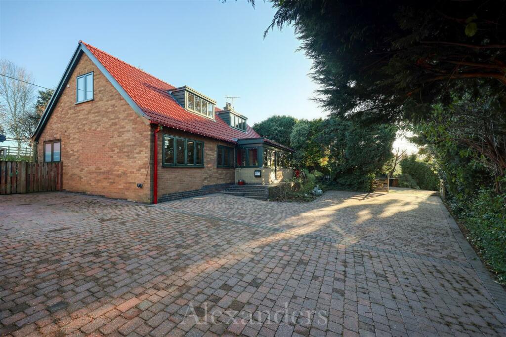 14 Highfield End-08.jpg