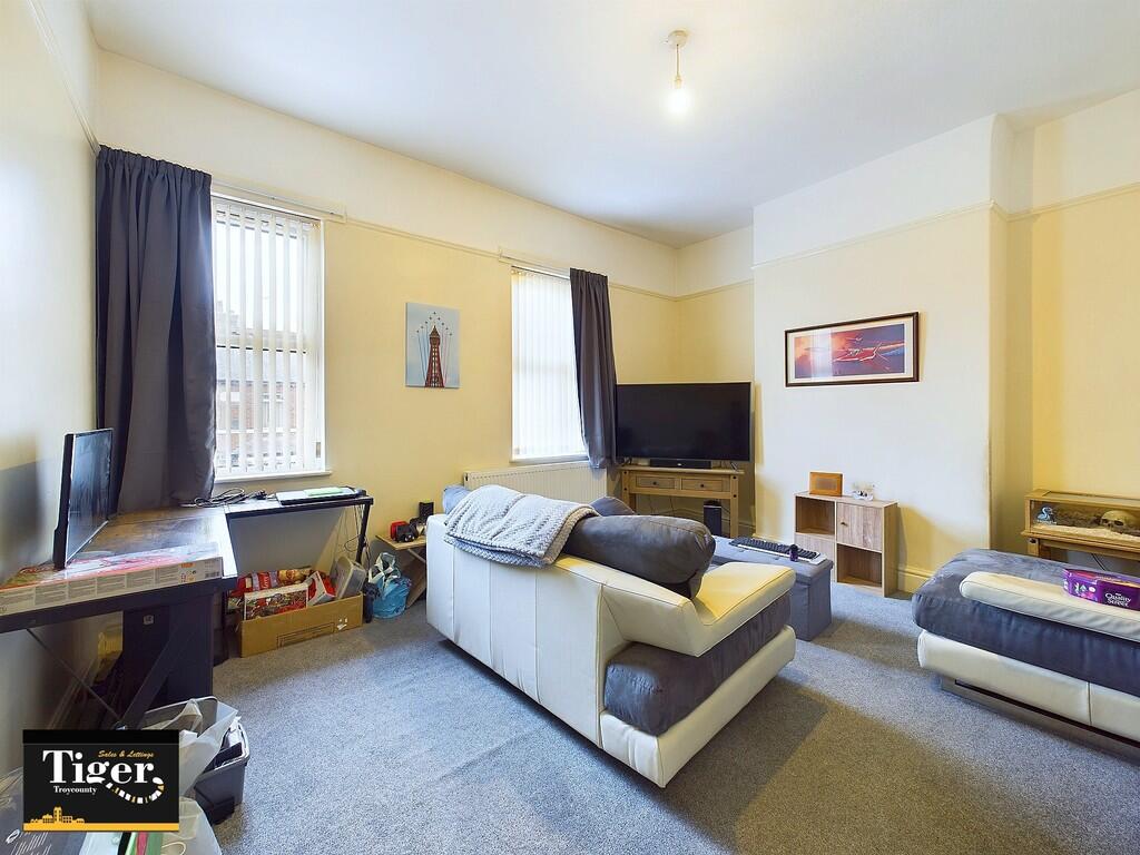 CAM03440G0-PR0236...