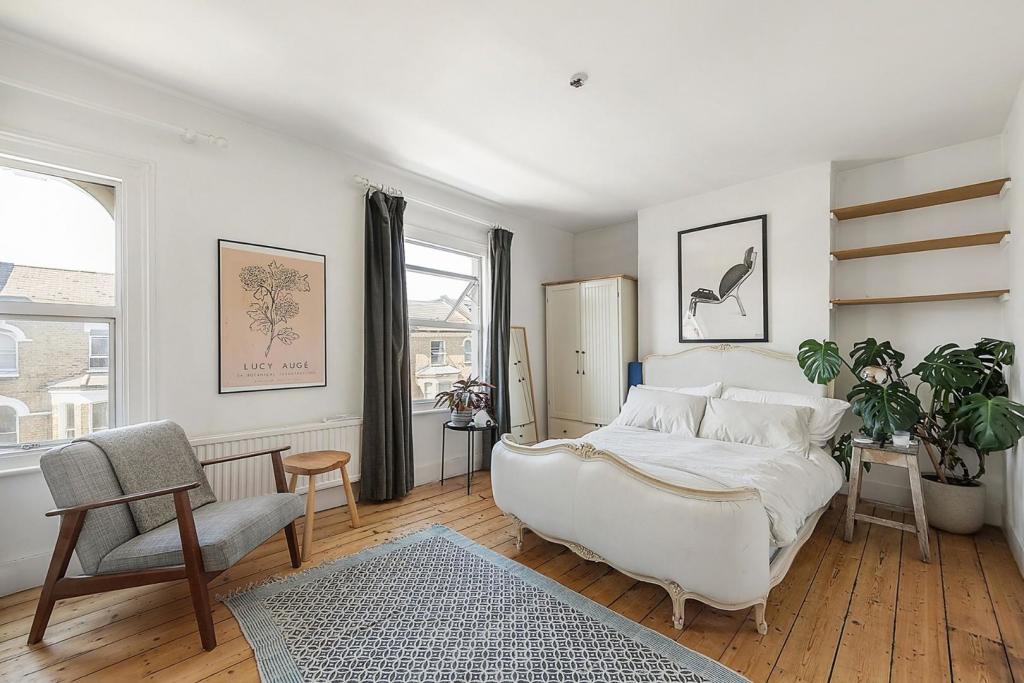 Bedroom.jpg