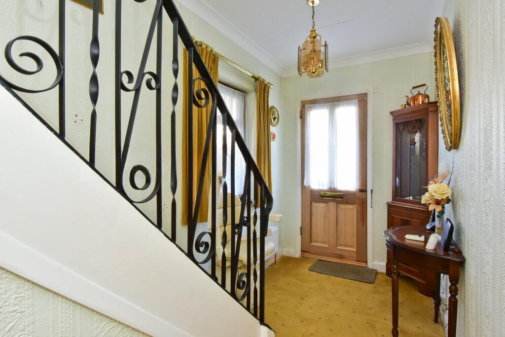 tinywow_142904_28...