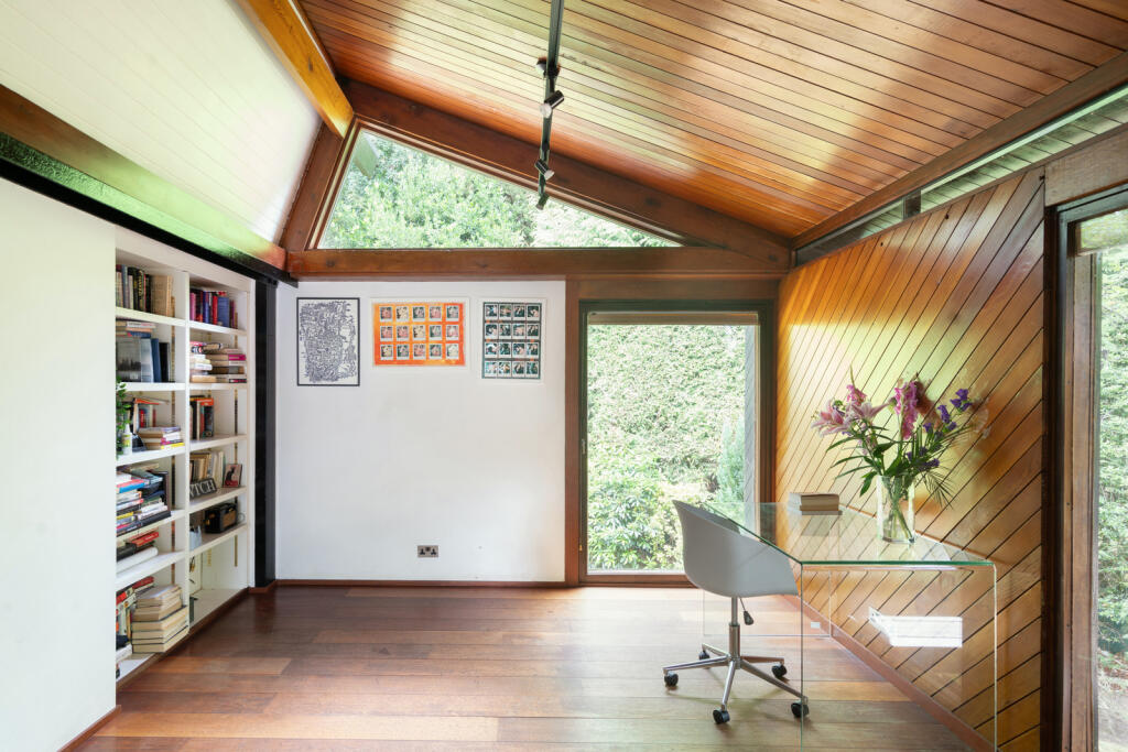 297612 - TURNPOINT-34.jpg