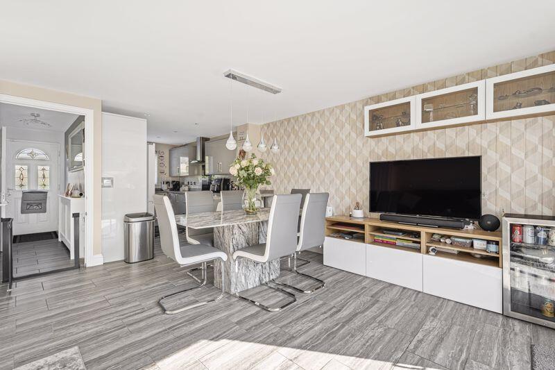 Kitchen/diner/sitting room