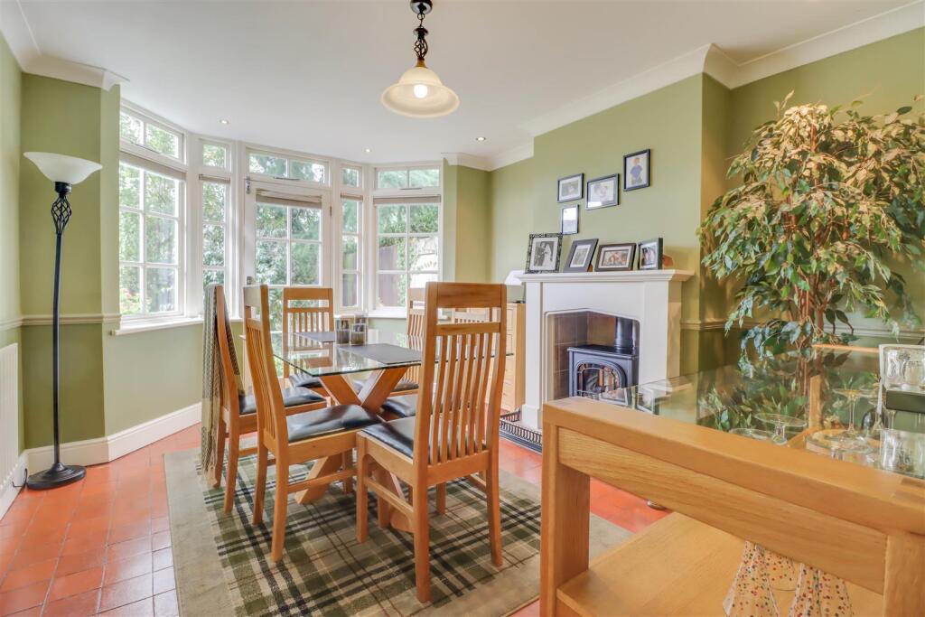 WESTHILL INSIDE-3.jpg