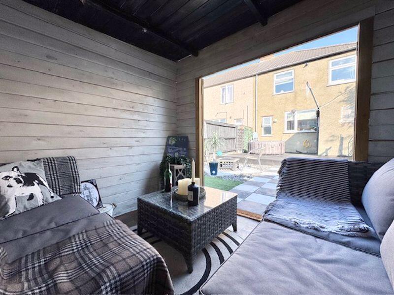 Summer house internal