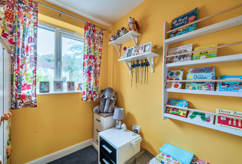 1376401-9-690b67a...