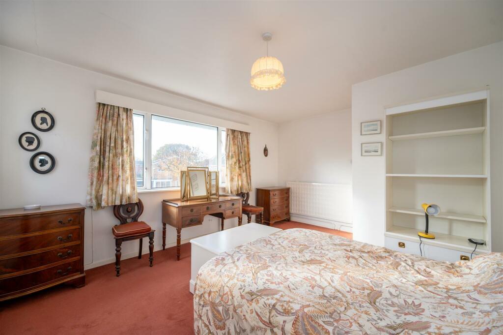 21 Hollow Lane 24 15.jpg