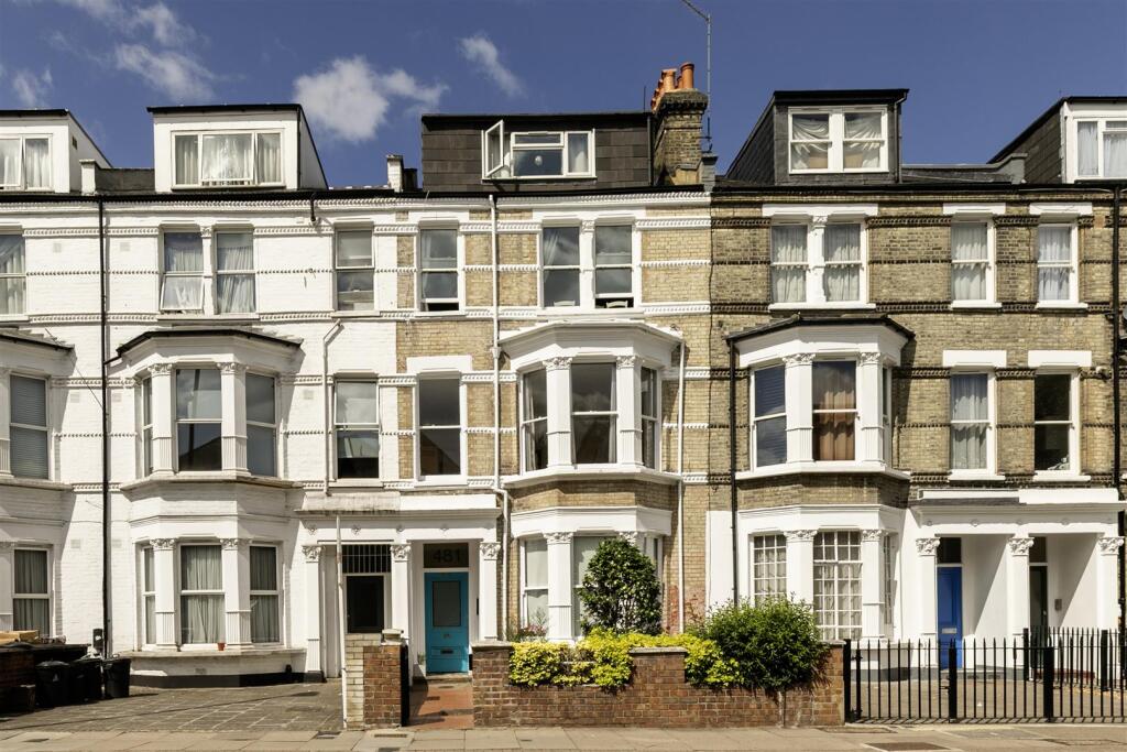 Flat B, 481 Caledonian Road -13.jpg
