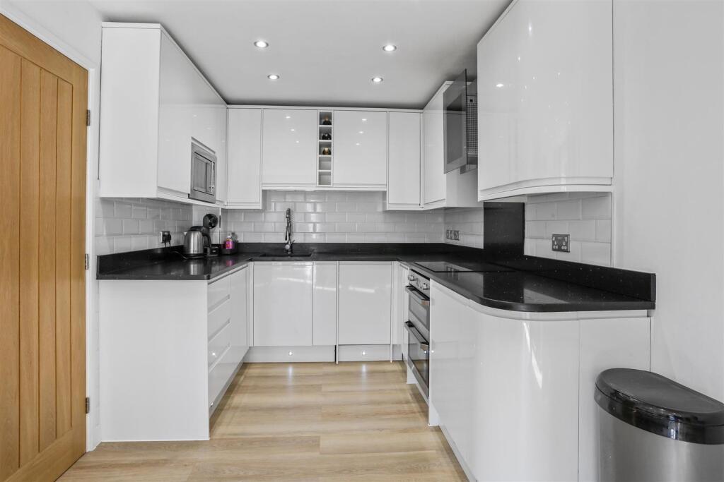 1434426173 -  16.jpg