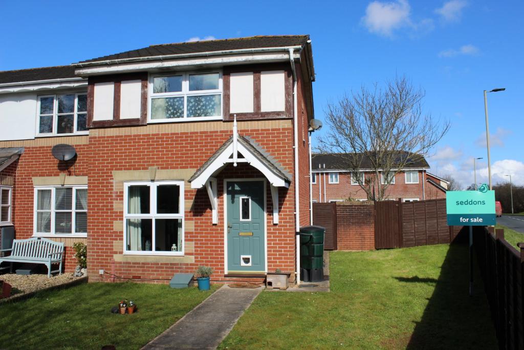 4 Tudor Grove