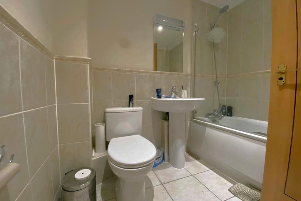 08Bathroom