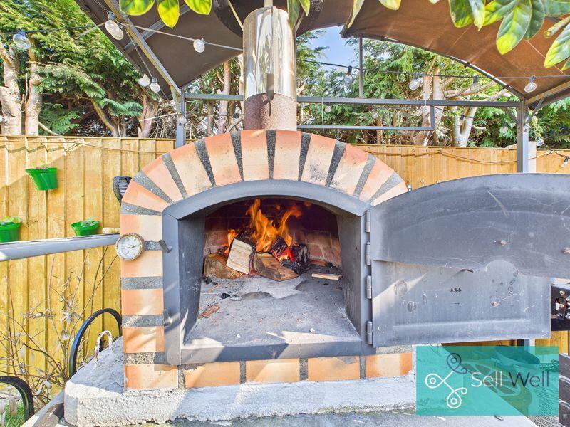 Outdoor Oven