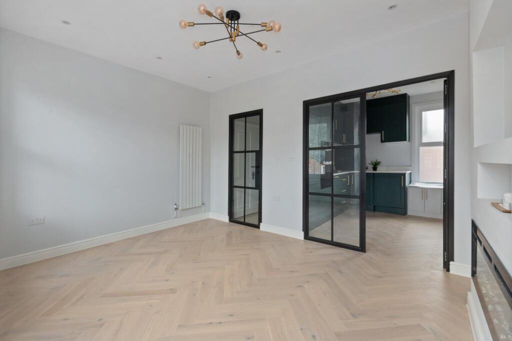 Elbe Street 60b Ph6.jpg