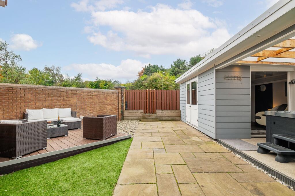 Rear Garden/ Summer House