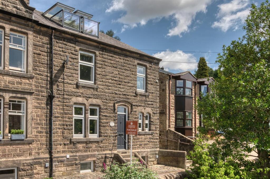 Front of the home.jpg