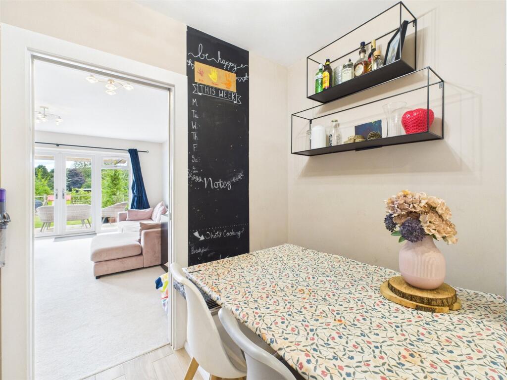 Kitchen/Breakfast