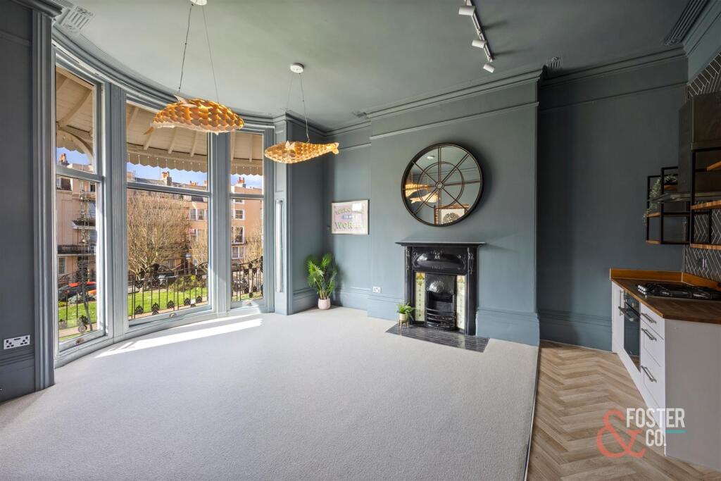 Bedford Square, 31, Flat 8-013.JPG