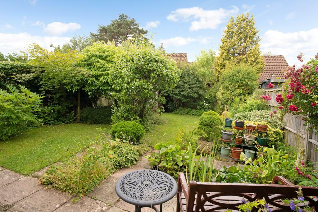 321881 70A Copt Elm Road - (21).jpg
