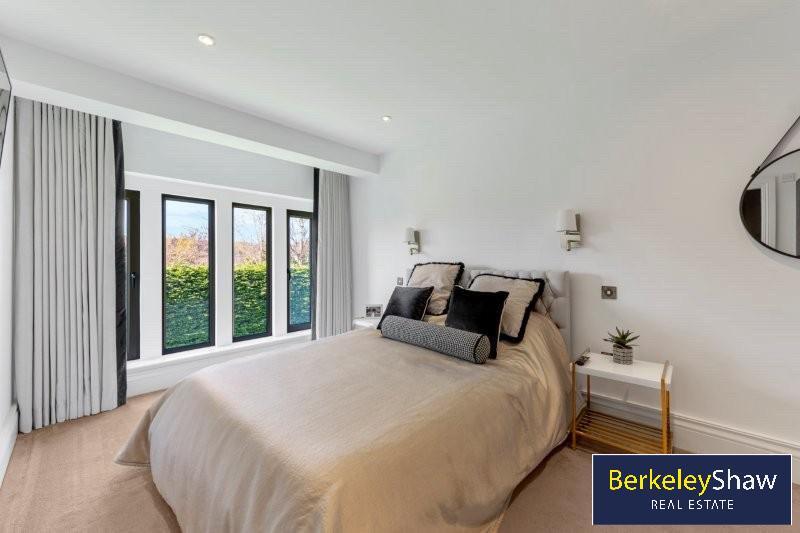 6a9a8067--456C-84F0-77AE0E9722AC-41112-000005DB737