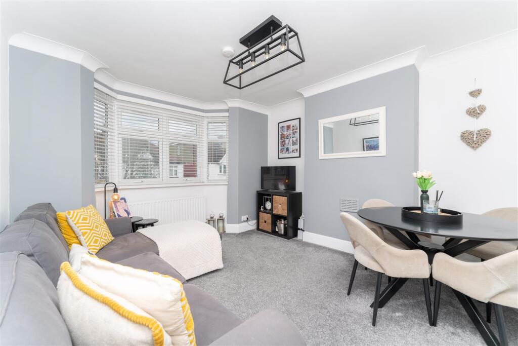 66a Drayton Recp.jpg