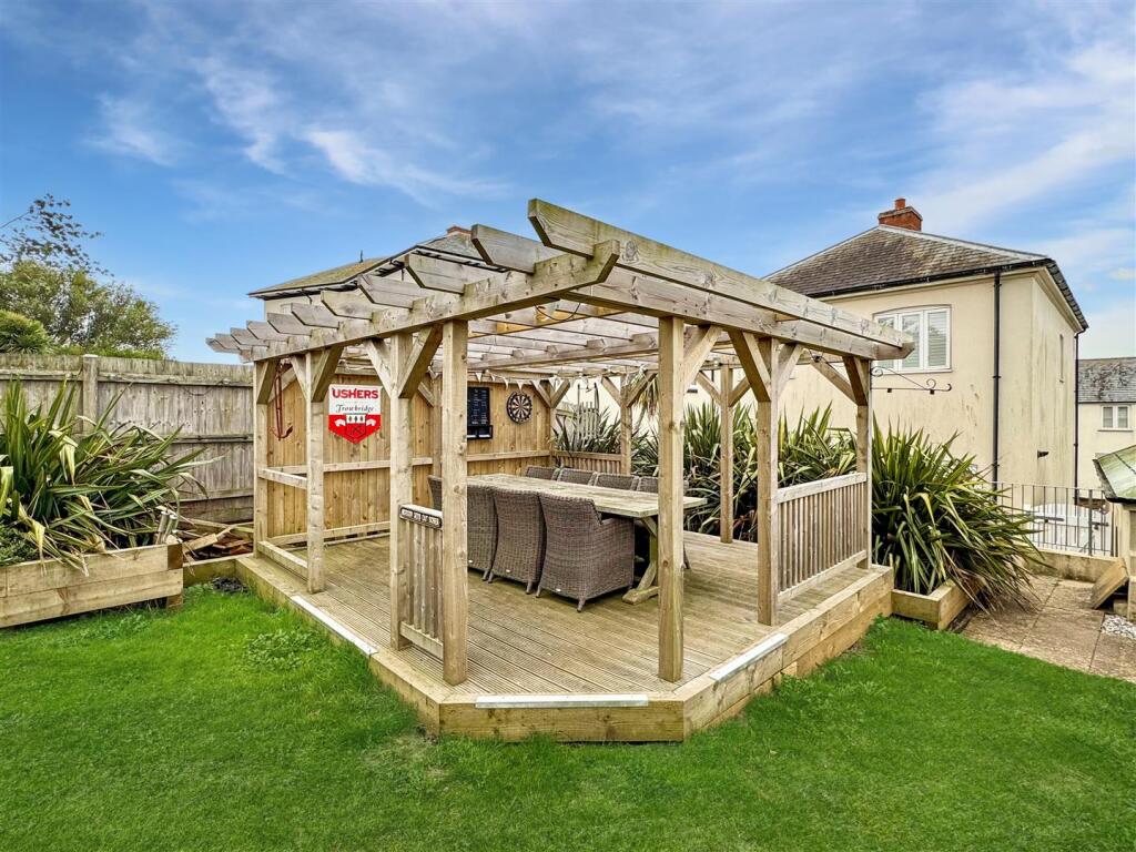 27 Stret Caradoc Garden