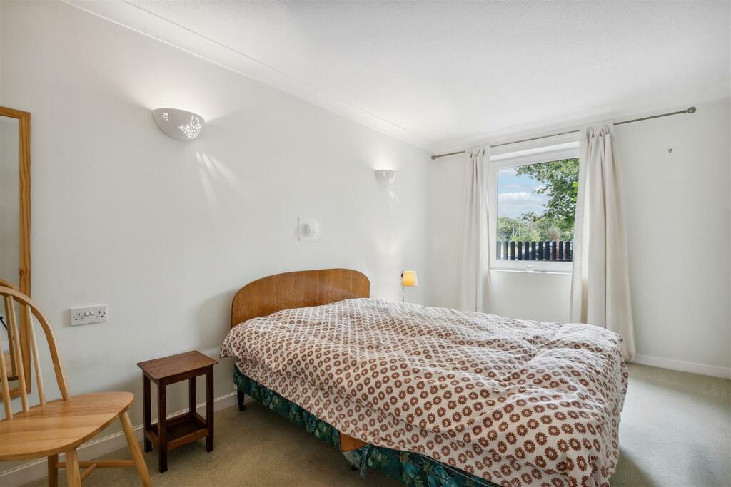 Homecross House, W4 - FOR SALE