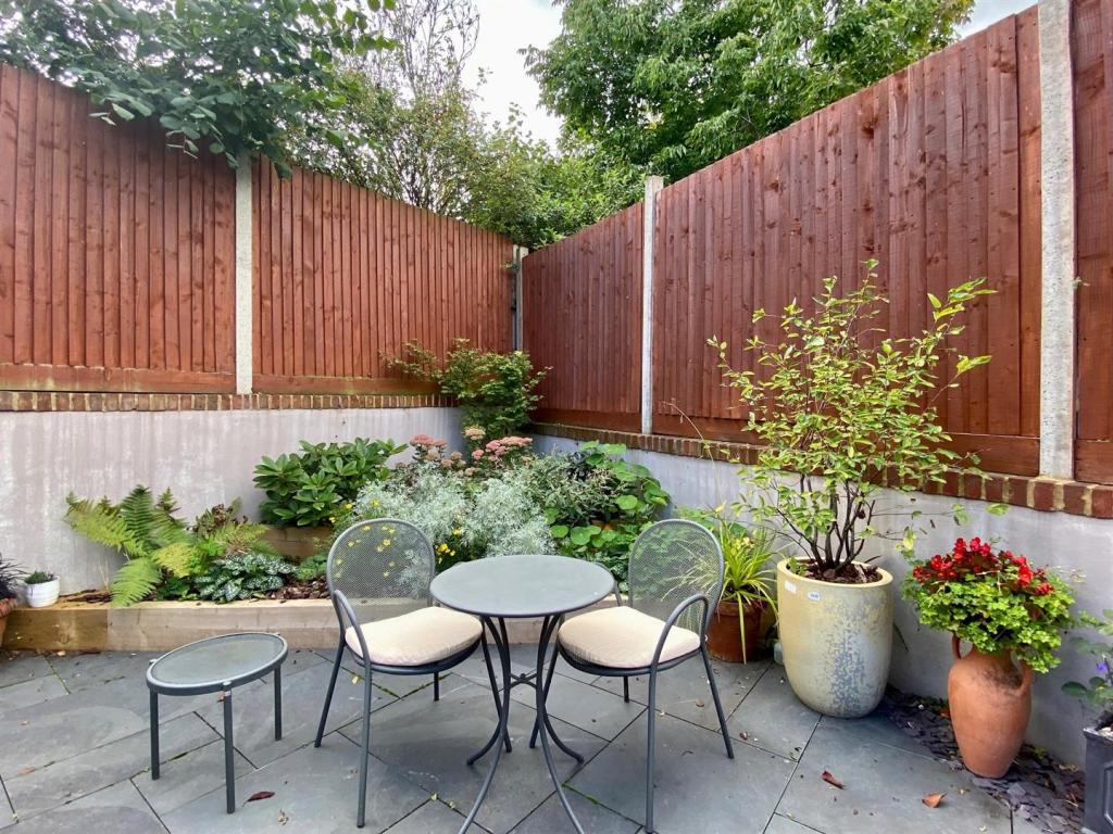 Rear Garden Detail.jpg