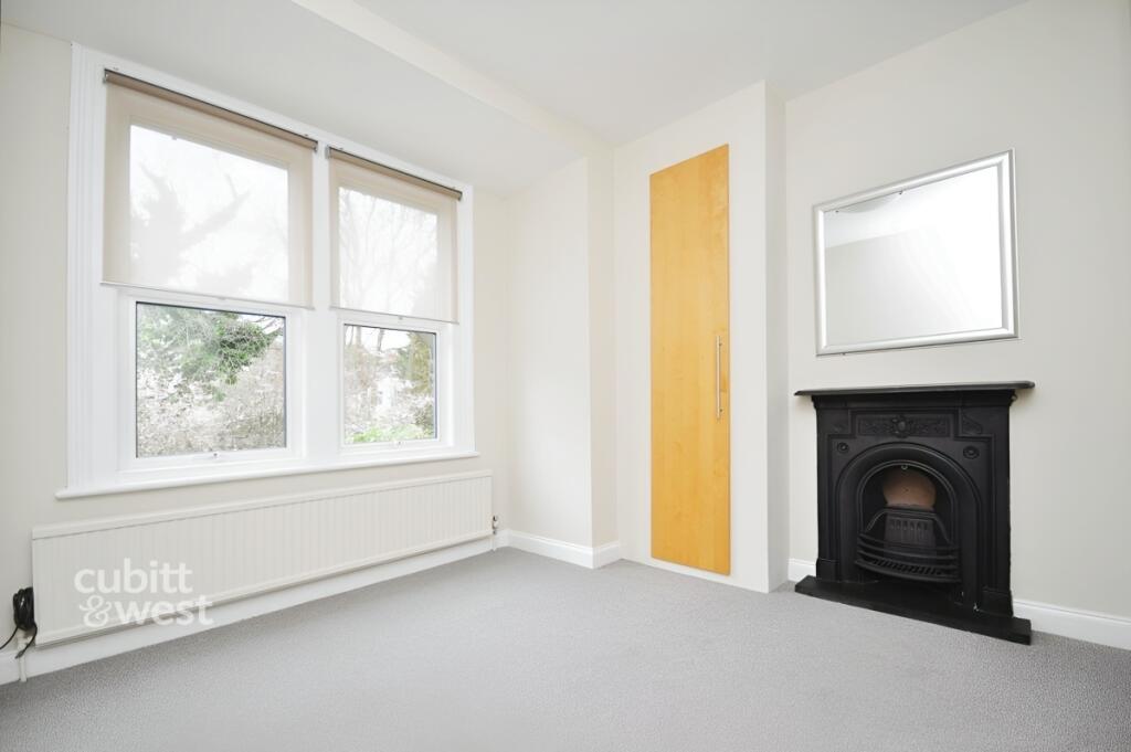 05e73d52-Bedroom