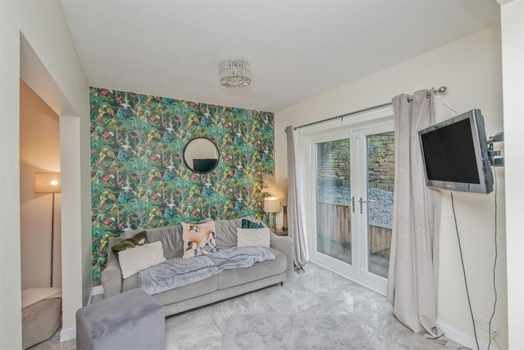 Sitting Room: