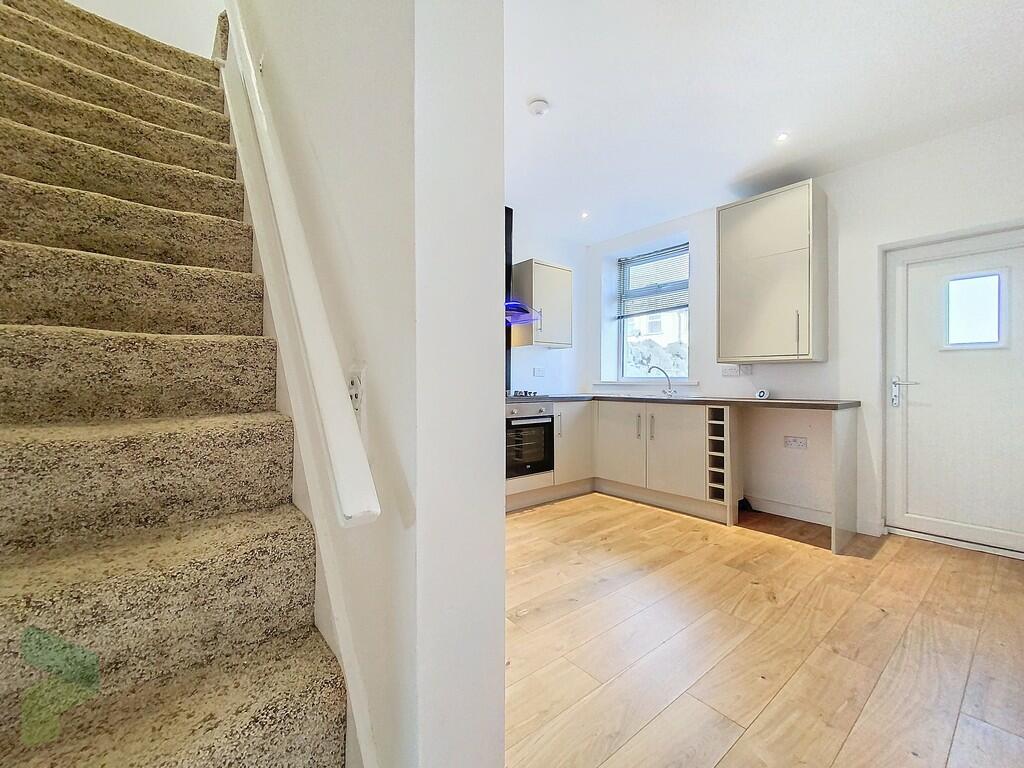 Stairs to1st flr ...