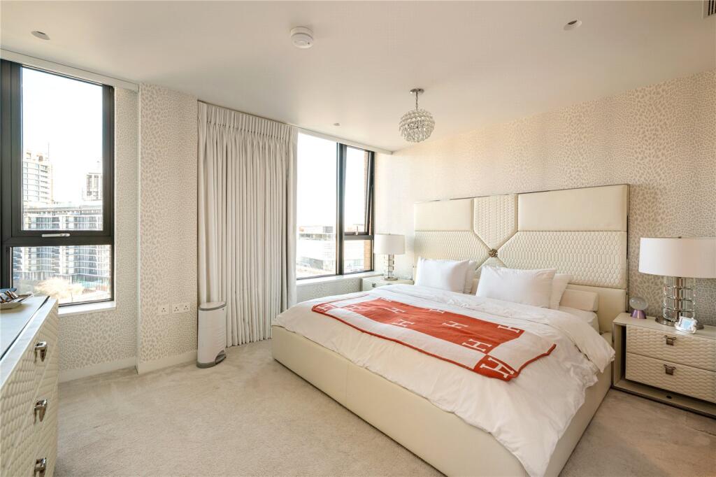 Princiapl Bedroom