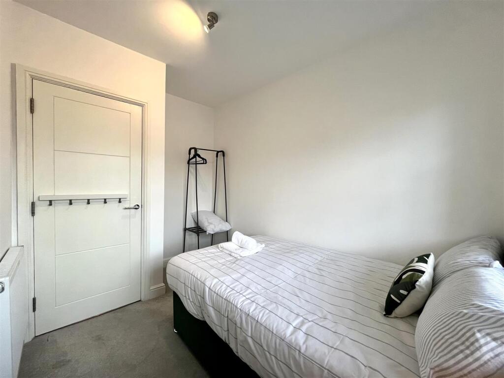 Bedroom 3 Aspect 2
