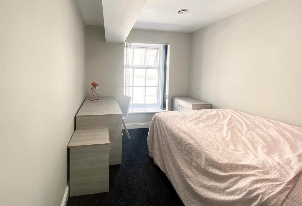 WhatsApp Image 2021-09-15 at 14.53.00 (1).png