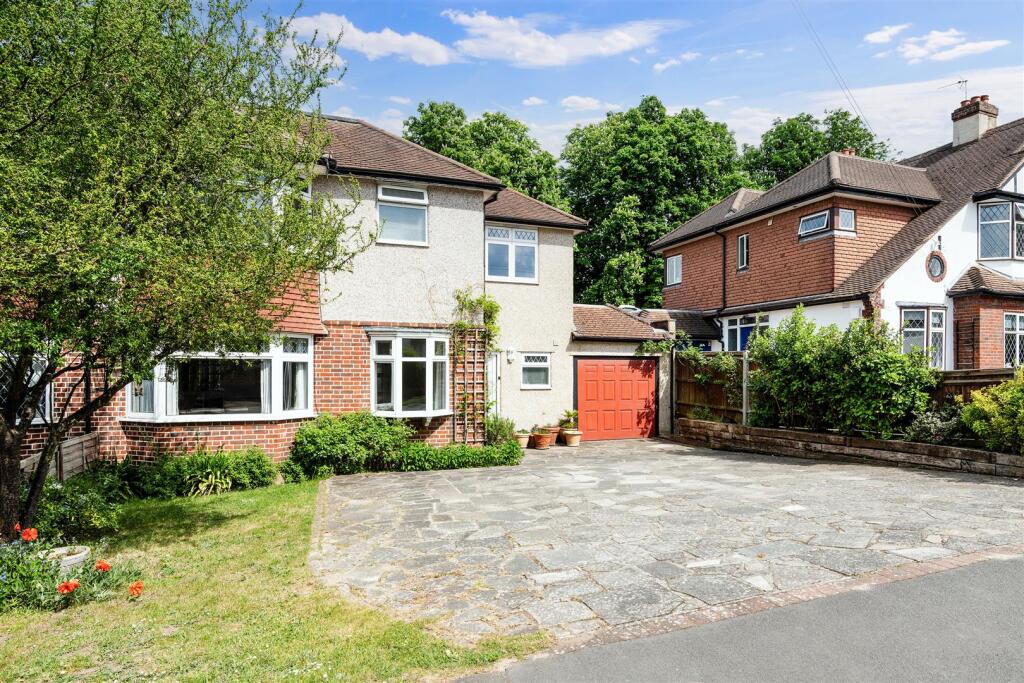 GREENHAYES AVENUE, 90 - 6.jpg