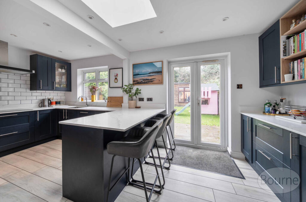 e8a2badb-b41e-48d...