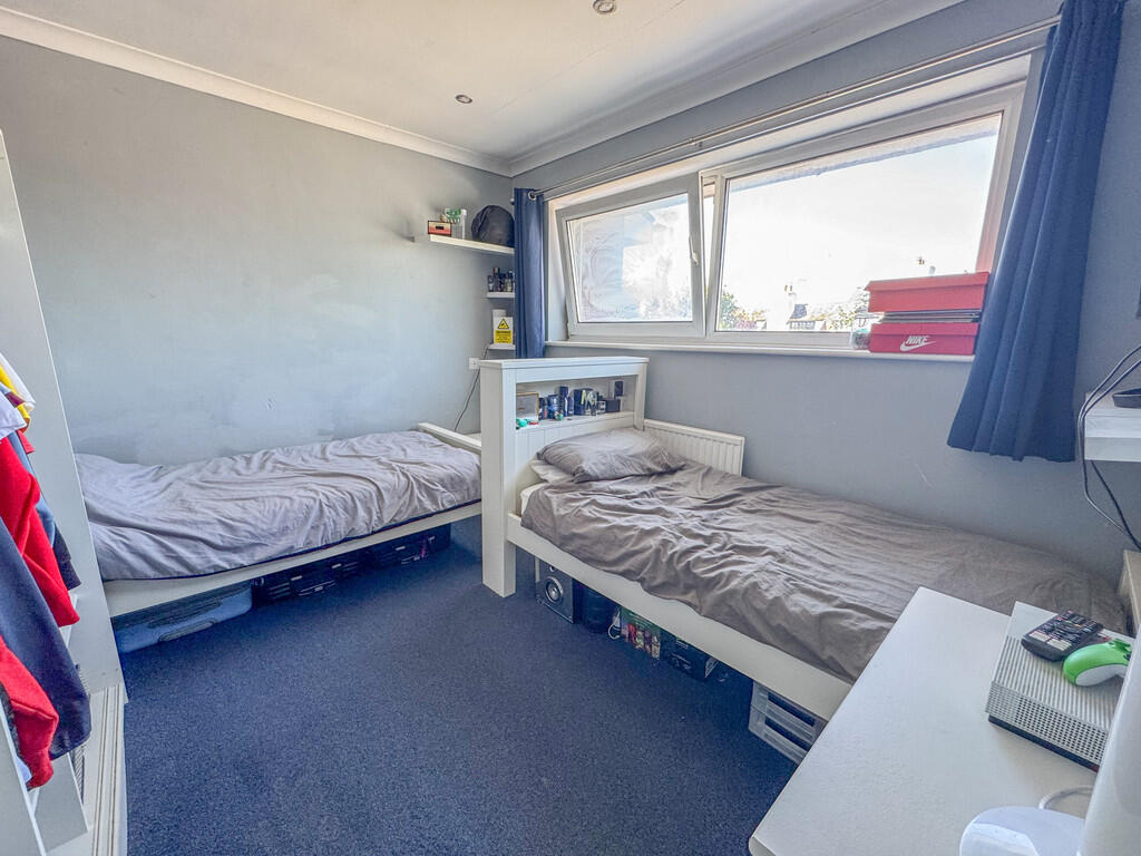 bed 1