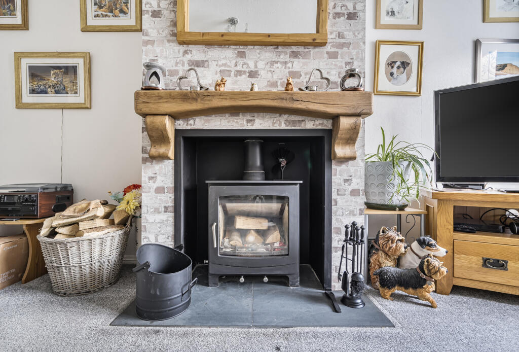 1335665-18-6895b7...