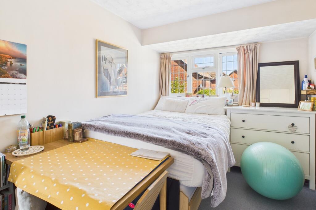 CAM02545G0-PR0378-STILL013