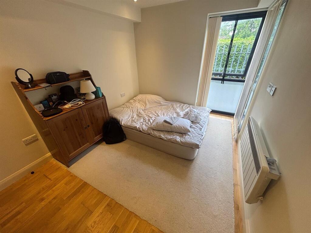 Bedroom.jpg