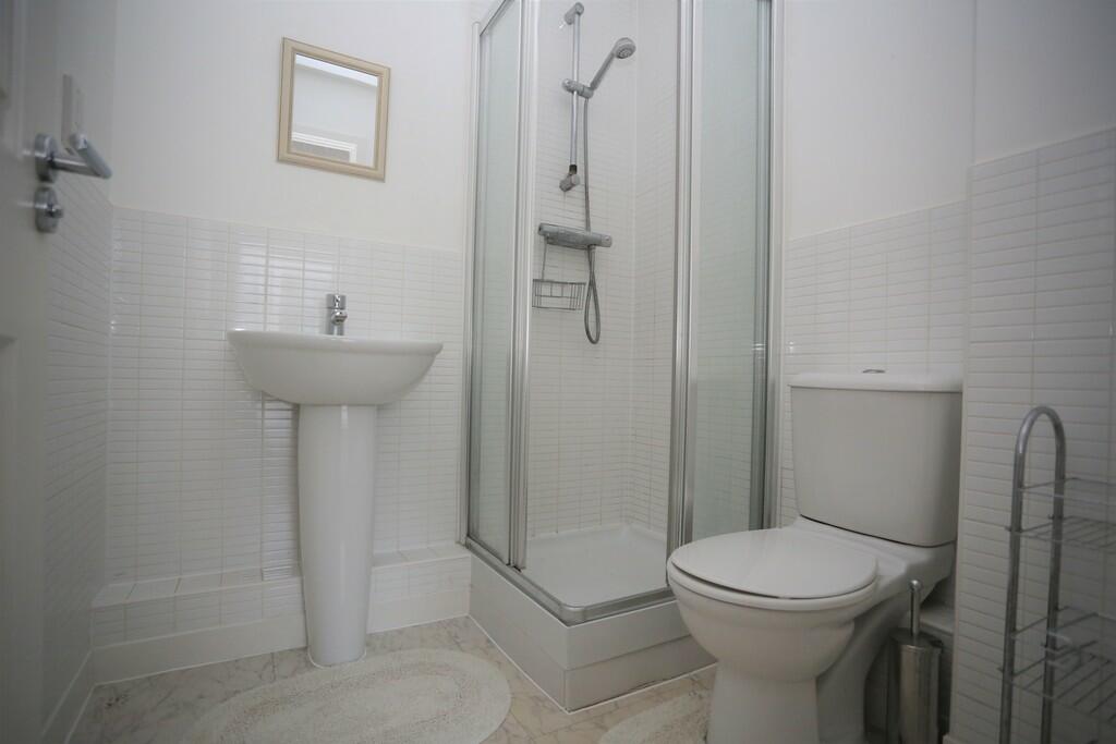 Master Ensuite