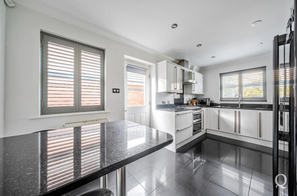 15299751-a14c-40c...