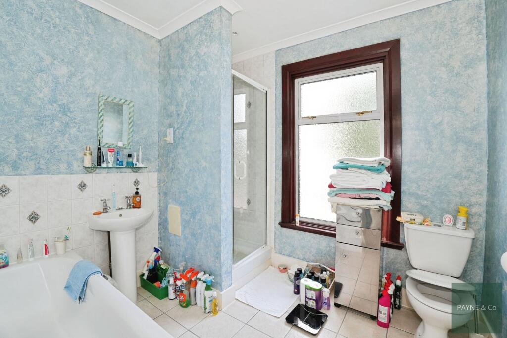 First Floor Bathroom/WC