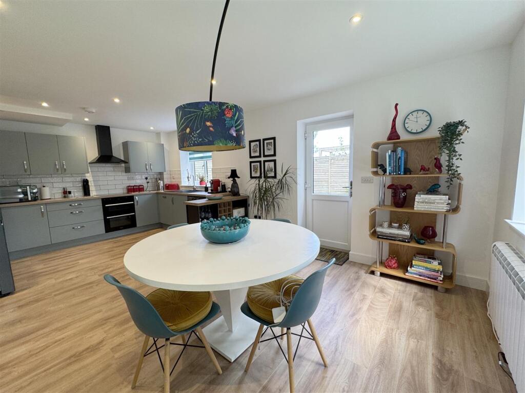 Dining Room Area