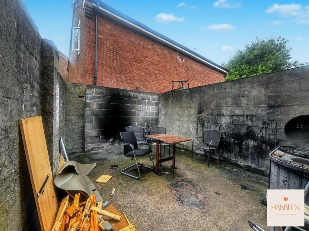 WhatsApp Image 2025-07-21 at 09.40.28 (6).jpg