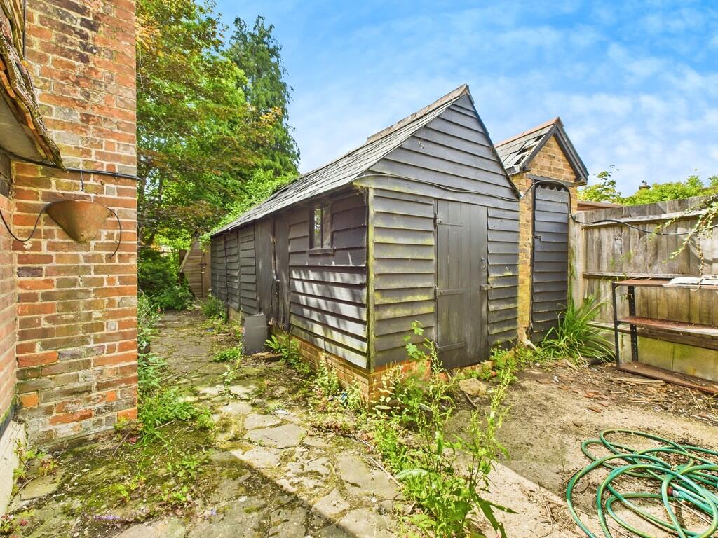 16cf4f47-CAM04018...