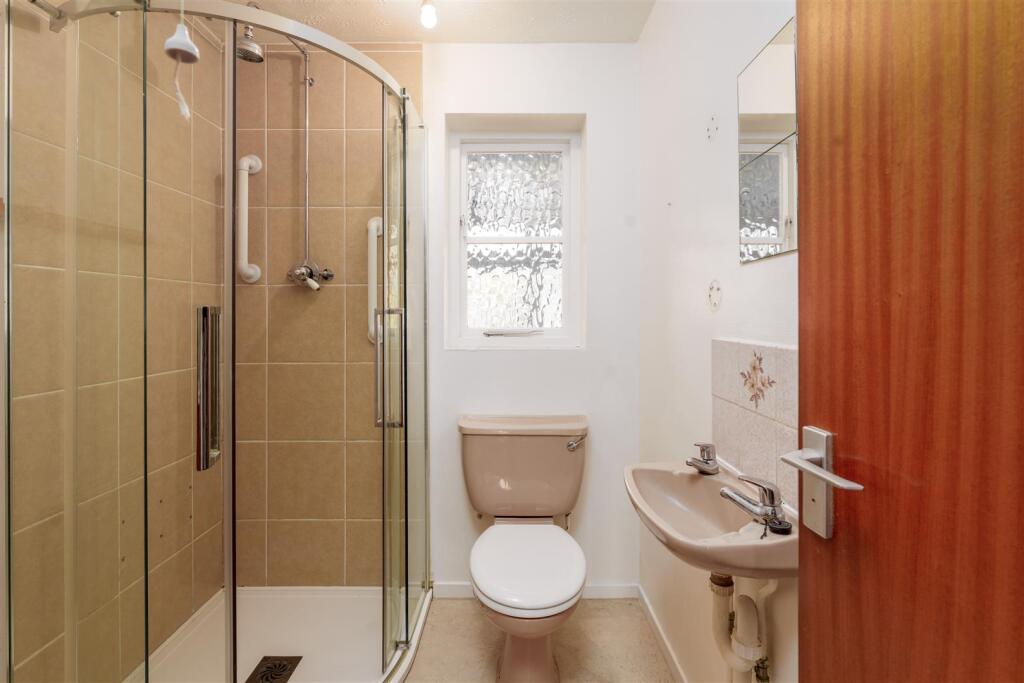 42 Gascoigne Way, Bloxham-11.jpg