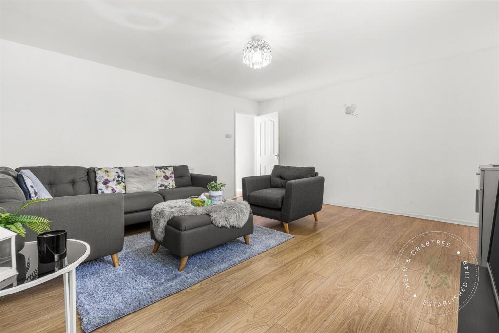 The Hawthorns (3).jpg