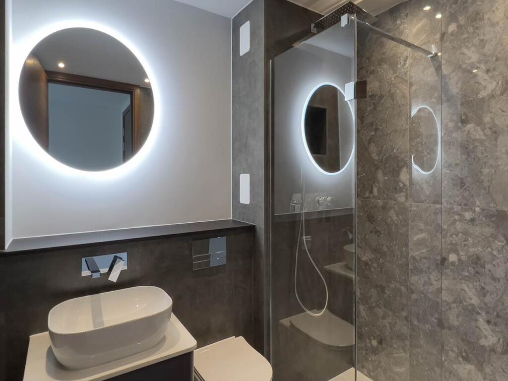 VV-Mid-Apartment 11-