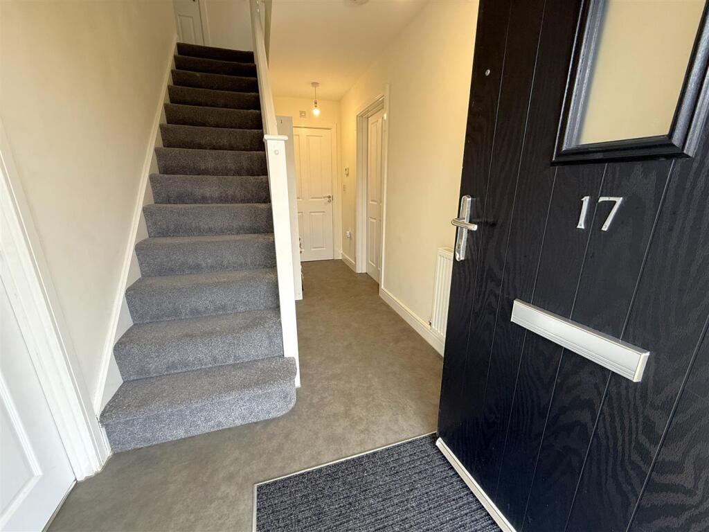 Entrance Hall.JPG