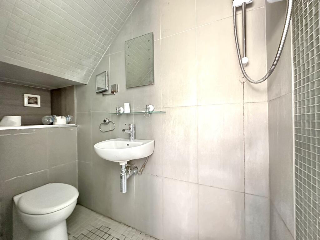 En-suite Bathroom